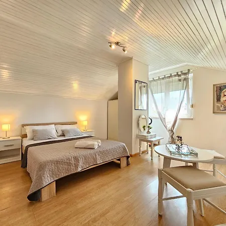 아파트 Marinna With Terrace And Panoramic Sea View 크리크베니카